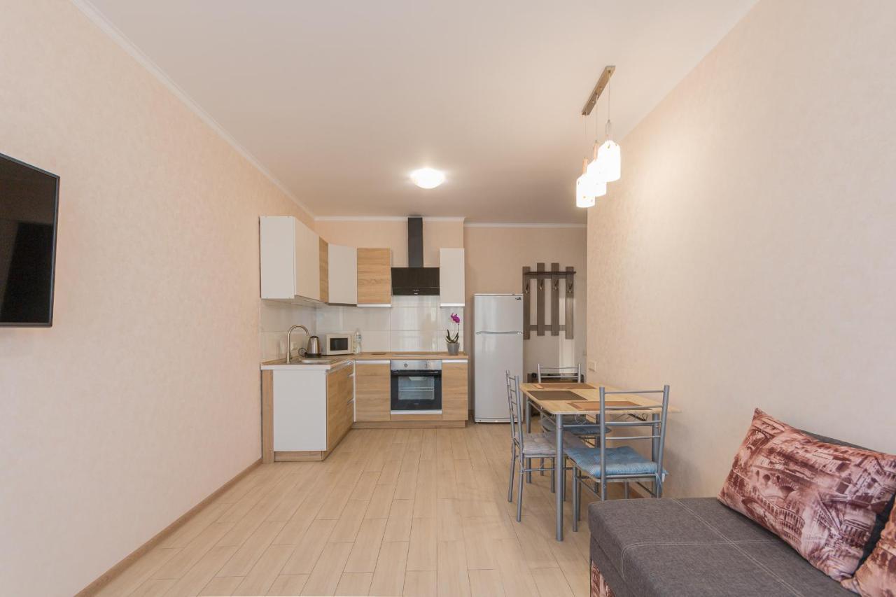Уютная Квартира В Жк Острова Kryzhanivka Exterior foto